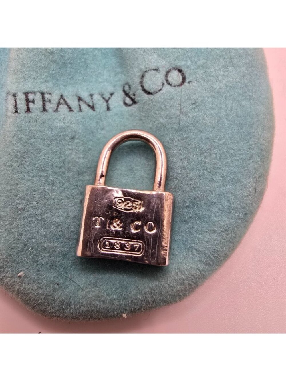 VTG Tiffany & Co 1837 Padlock Charm Sterling Silver 925 T&Co Lock Pendant Pouch - Picture 2 of 13